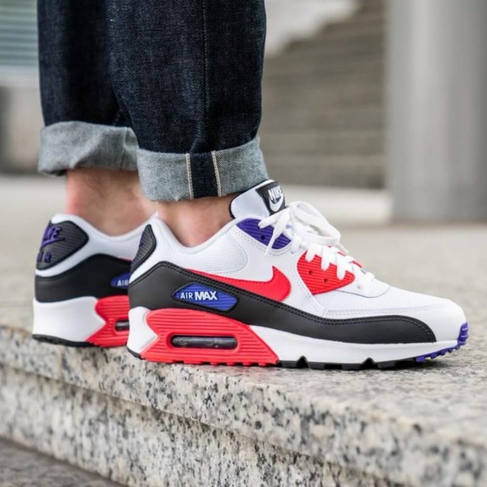 NIKE Air Max 90 Sneakers - Picture 8 of 13